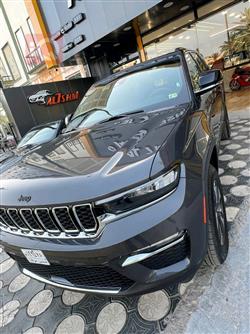 جیپ گراند شیرۆکی